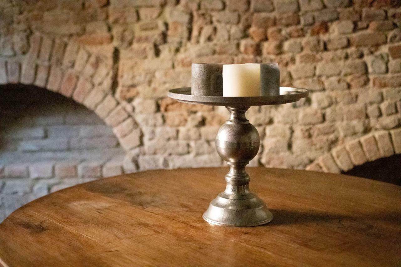 Hotel Il Castello チェルタルド エクステリア 写真